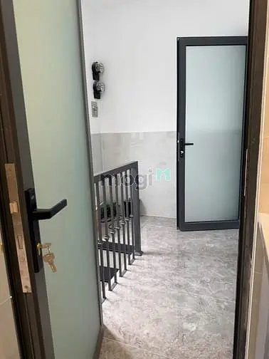 Chính Chủ Gửi Bán Nhà Mt Lê Hồng Phong Q.5 - 48M2 - 2 Tầng Chỉ 8 Tỷ