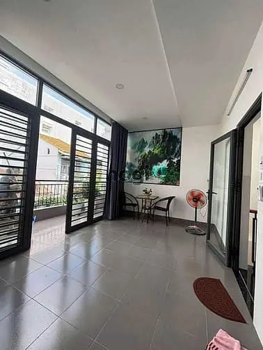 Cho Thuê Nhà Nguyên Căn 3 Tầng 2 Phòng Ngủ Trung Tâm Nha Trang 15 Tr