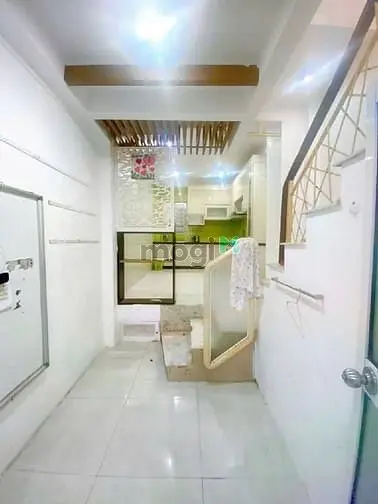 Ba Tháng Hai - Đường Nhựa 8M - 5 Tầng 48M2 - Chỉ Hơn 10 Tủ