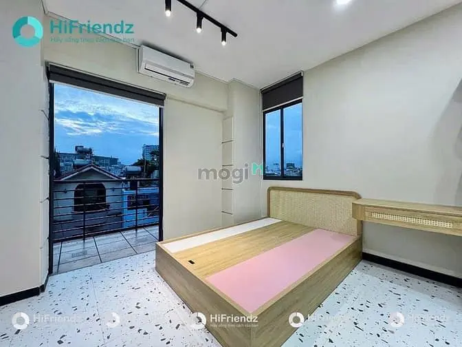 Studio Balcony Full Nội Thất Ngay Khu Ẩm Thực Phan Xích Long