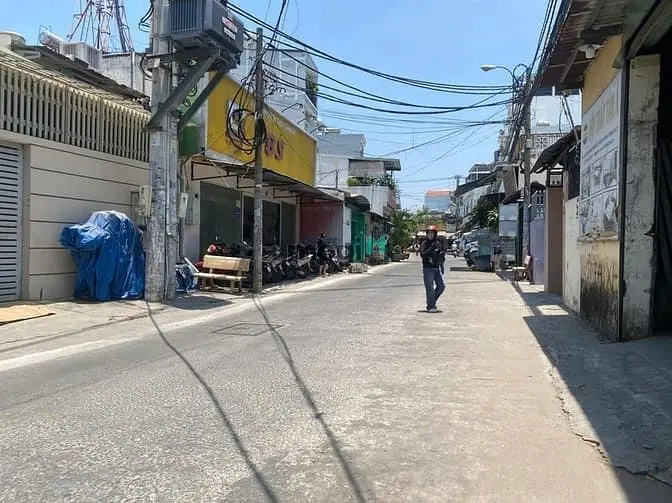 Nhà Mặt Tiền Đường 10M - Ngay Nguyễn Văn Quá Q12 - 5,5X30M - 10 Tỷ 9