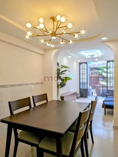 Ngã Tư Phú Nhuận - Gần 40M2 - 3 Tầng Full Nội Thất - Chỉ 6 Tỷ