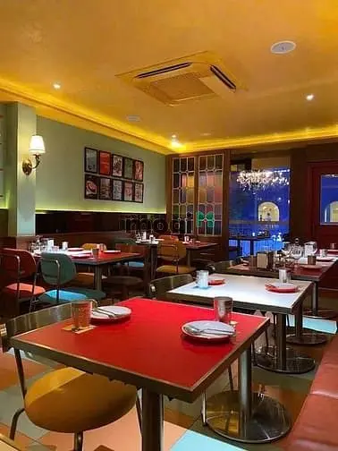 Cho Thuê Mặt Tiền Lý Tự Trọng, Phường Bến Thành, Quận 1 ( Phường Bến