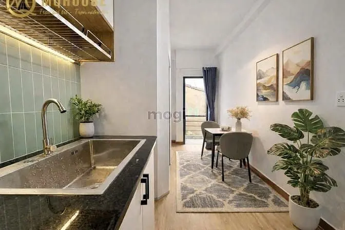 Cho Thuê Căn Hộ 1Pn Rộng 40M2 Có Ban Công Thoáng Đường Lê Quang Định