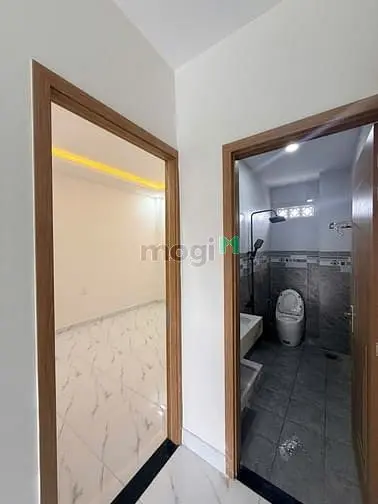 Nhà 5 Tầng Lã Xuân Oai, Ô Tô Vào Nhà - Gần Công Nghệ Cao. Giá Hơn 6 Tỷ
