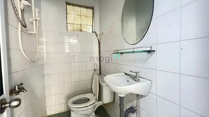 Cho Thuê Căn 68M2 Có 2P Ngủ, Ntcb Ở C/C Phan Xích Long Giá 8Tr5