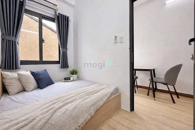 Cho Thuê Căn Hộ 1Pn Rộng 40M2 Có Ban Công Thoáng Đường Lê Quang Định