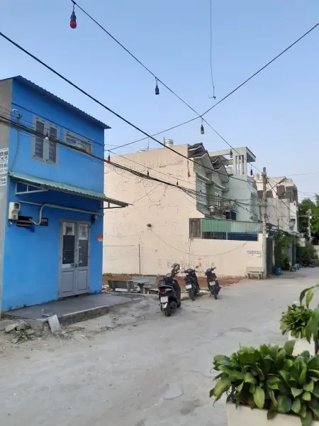 Phòng Trọ Sạch Thoáng Mát Gần Ngã Tư Ga, Gần Trường Học Giá 2,2 Triệu/Phòng