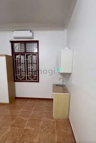 Trung Tâm Cầu Giấy-65M-5 Tầng -Nhà Mới -Full Nội Thất-Gần Phố-Giá Đẹp
