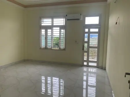 Cho Thuê Nhà Nguyên Căn Phường An Phú Đông, Đối Diện Đh Nguyễn Tất Thành