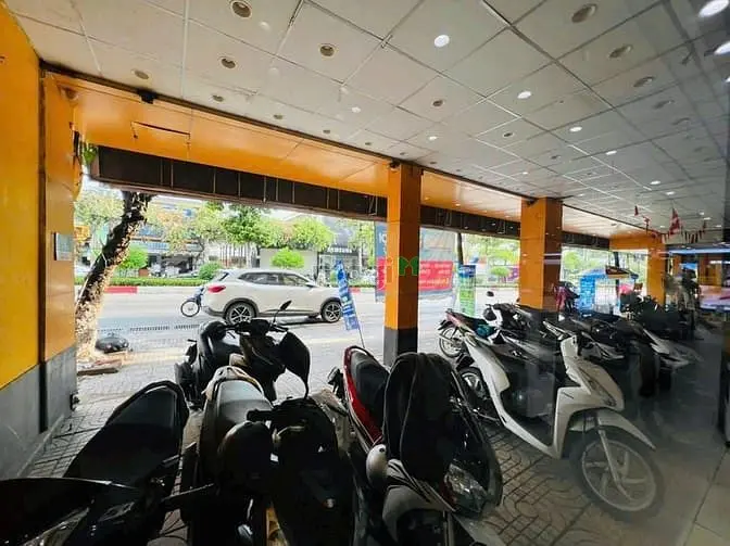Bán Nhà Mặt Tiền Đường Đồng Khởi Ngay Ngã Tư; Sổ Hồng 202M2 Giá 33 Tỷ