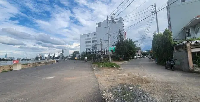 Hiếm. Bán Nhà Dương Quảng Hàm Dt 95M2. Chỉ 9,9 Tỷ Tl