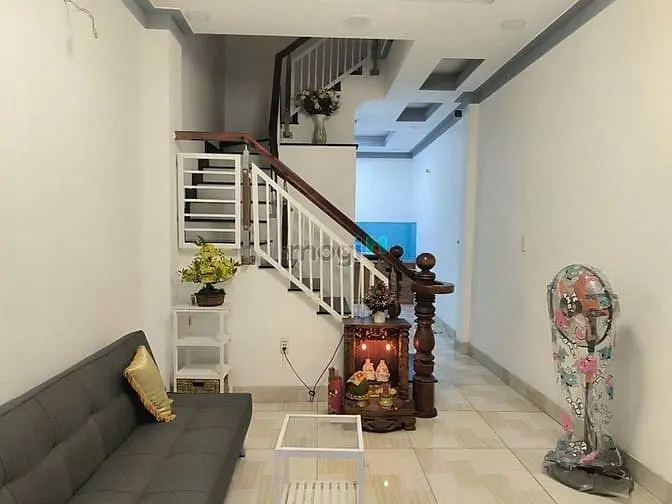 Hoàng Hoa Thám - 40M2 Vuông - Hẻm 3M Thông - 2 Tầng - Chỉ 6 Tỷ 85 Tl