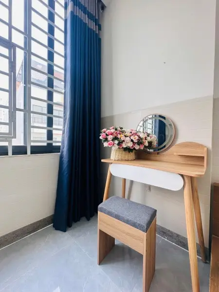 Thang Máy - Trống Sẵn Ở Ngaymặt Tiền Ngay Thạch Lam - Văn Cao