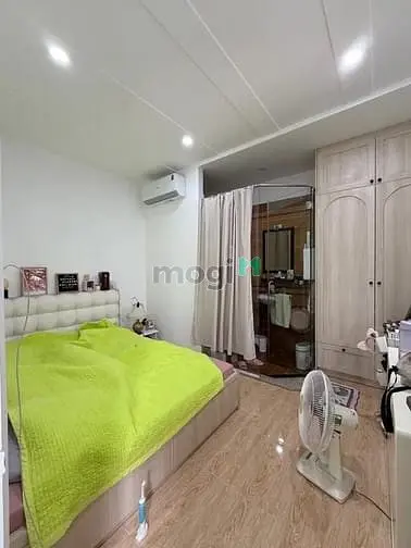 Gấp Bán, Giảm Còn 9,79 Tỷ Tl. Nhà Đẹp 5T - Ô Tô Ngủ Trong Nhà
