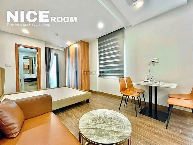 Studio Balcony Thang Máy Hầm Xe Full Nội Thất Ngay Khu Phố Nhật