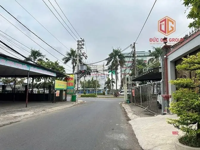 Bán Đất Góc 2 Mặt Tiền 1 Sẹc Đường Bùi Văn Hòa; Sổ Hồng 214M2 Giá 9 Tỷ