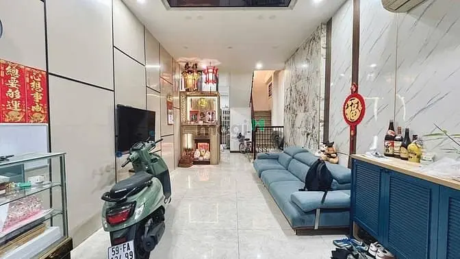 Mặt Tiền Huyền Quang, Quận 1 - 64M2 - 5 Tầng - Kinh Doanh Tốt 24 Tỷ
