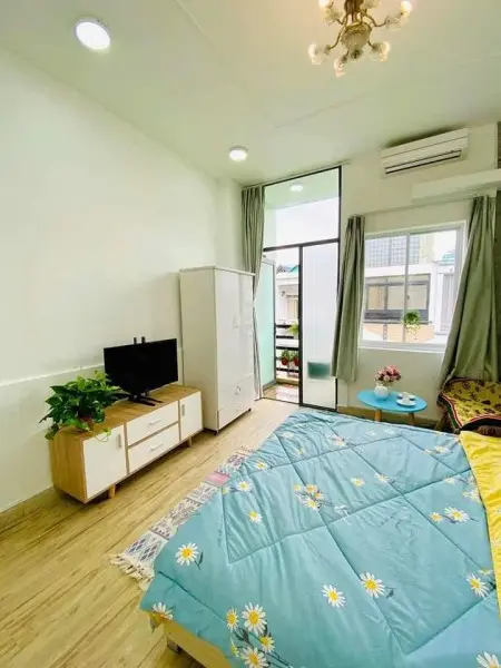 Căn Hộ View Ban Công Tách Bếp Full Nội Thất Ngay Công Viên Gia Định