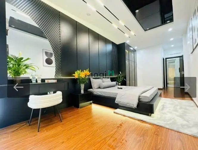 Nhà Dương Quảng Hàm-48M-6 Tầng -Gara Ôtô-Thang Máy-Ngõ Thông-Trung Tâm