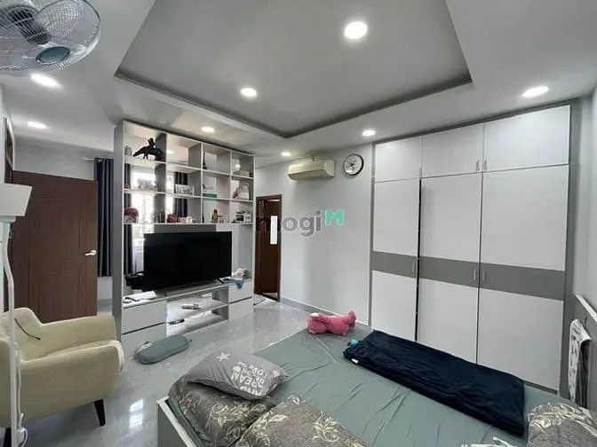 Bán Nhà 3 Tầng Hẻm Xe Tải Phan Huy Ích - 65M2 Ngang 5.4 - 7 Tỷ Tl