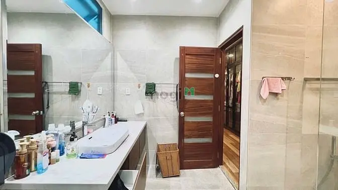Mặt Tiền Huyền Quang, Quận 1 - 64M2 - 5 Tầng - Kinh Doanh Tốt 24 Tỷ