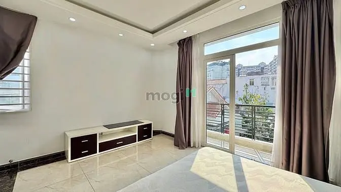 Studio 1Pn Full Nội Thất Ngay Khu Phố Nhật, Tây