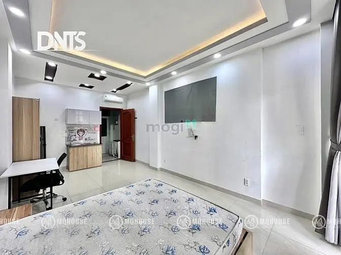 Studio Balcony Full Nội Thất Ngay Mặt Tiền Trần Quang Khải