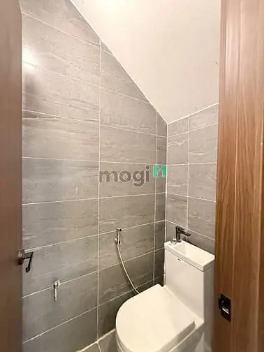 Nhà Bùi Tư Toàn, An Lạc, Bình Tân, 4X20M, 5Pn, 5Wc, Hẻm Xe Hơi Tránh