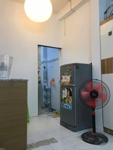 Studio Lầu 1- Bancol Lớn- Giờ Tự Do- Free Xe- Giặt Sấy Cao Cấp- Ngay Nguyễn Trãi Vs N.v.cừ