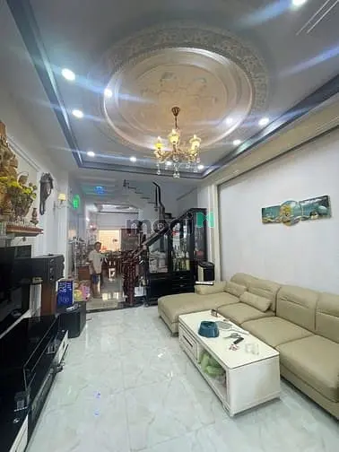 Nhà Phố Dân Trí Cao Vị Trí Cực Đẹp Đường Rộng 20M 1979 Huỳnh Tấn Phát