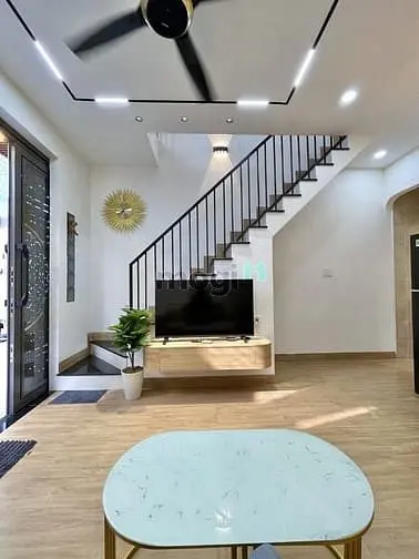 Nhà Tân Sơn Nhì 35M2, 4X8.7, 2 Tầng, 3Pn, Hẻm Xe Hơi Thông, 5.39 Tỷ