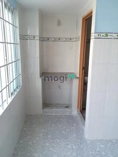 Cho Thuê Phòng Rộng 20M2 Giá Chỉ 3,2 Triệu/Tháng Kc46 Huỳnh Tấn Phát,