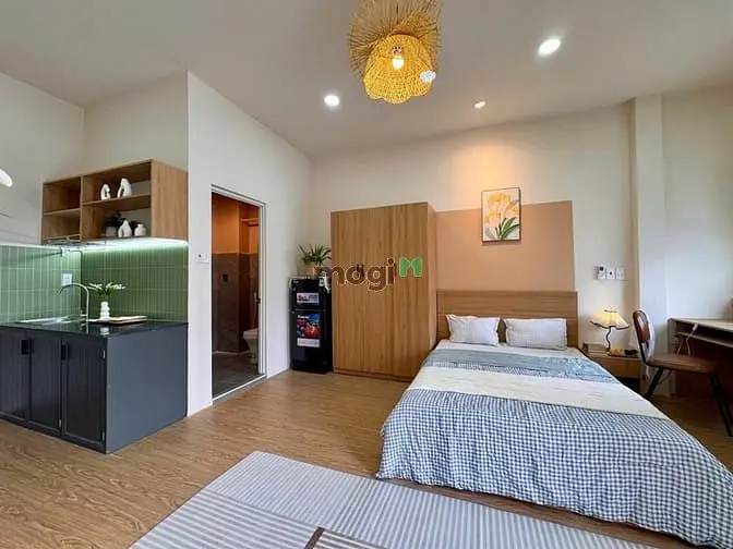 Cho Thuê Studio Balcony 40M2 Full Nt Mới Ngay Mặt Tiền Phú Nhuận