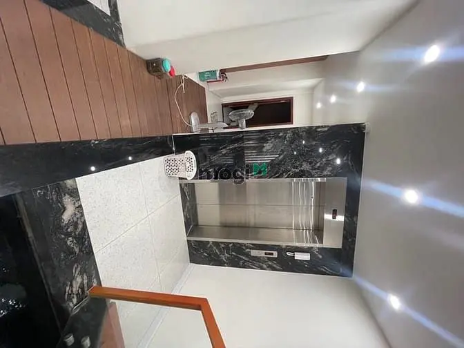 Giảm 8 Tỷ - Tặng Thêm 7 Tỷ Nội Thất - 5 Tầng 84M2 - Hoàng Văn Thụ