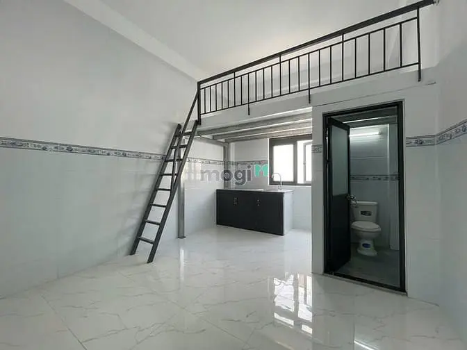 Phòng Trọ Cao Cấp Gác Máy Lạnh Bếp Rộng Thoáng Trục Quang Trung