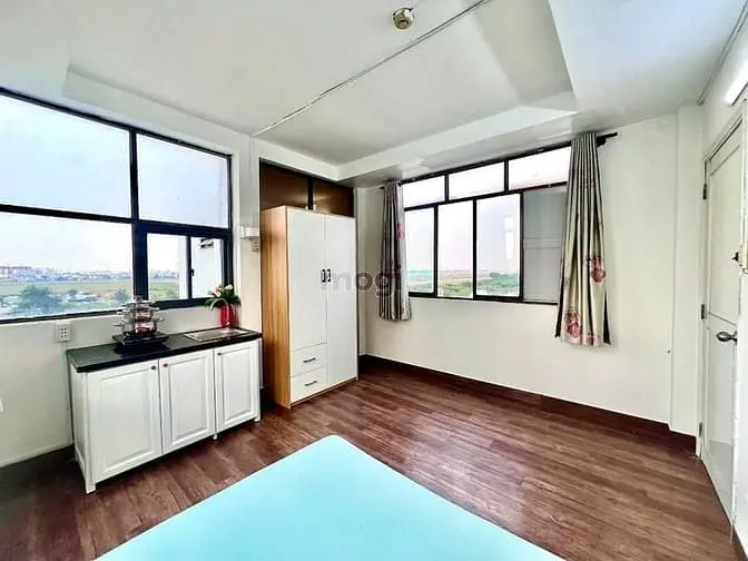 Phòng Đón Nắng Full Nội Thất Ngay Etown Cộng Hòa
