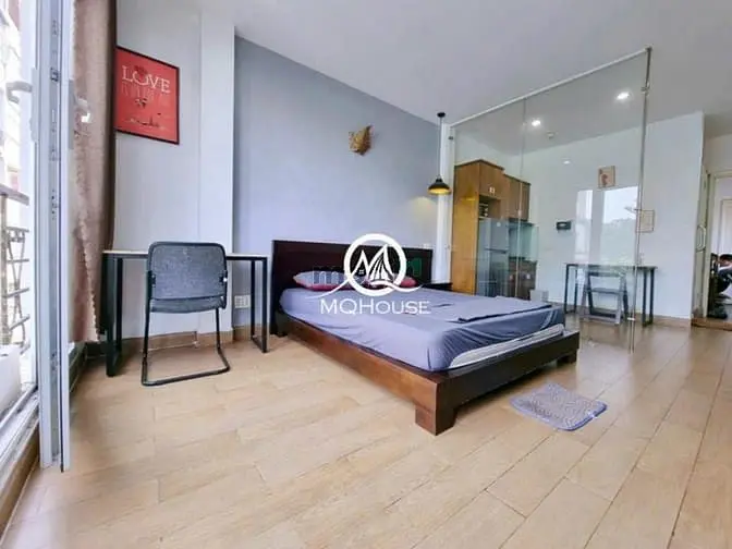 Studio Balcony 1 Tách Bếp Full Nội Thất Ngay Võ Thị Sáu Quận 1