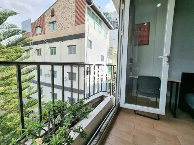 Studio Balcony 1 Tách Bếp Full Nội Thất Ngay Võ Thị Sáu Quận 1