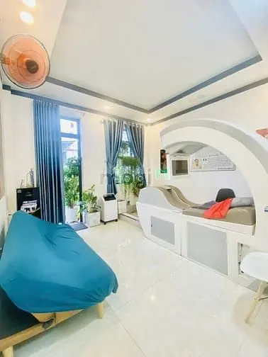 Giảm Khốc Liệt Còn 15 Tỷ Nhà Hxt 6 Lầu Kd Spa Dương Quảng Hàm 80M2.