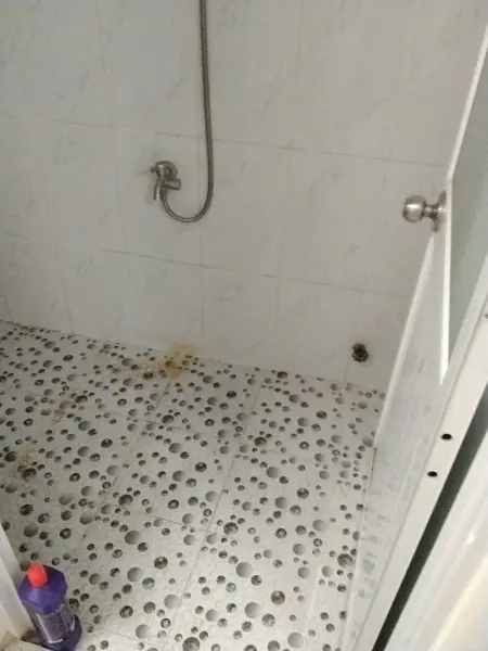 Giờ Tự Do Phòng Có Máy Lạnh Toilet Riêng