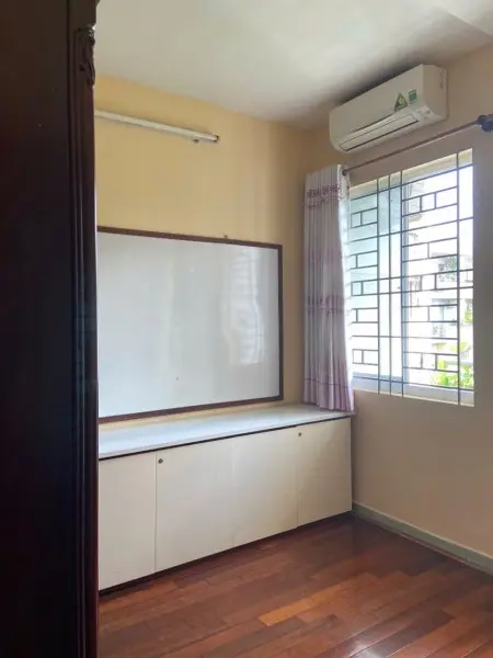Cho Thuê Căn Hộ 2Pn Giá 10Tr/Tháng