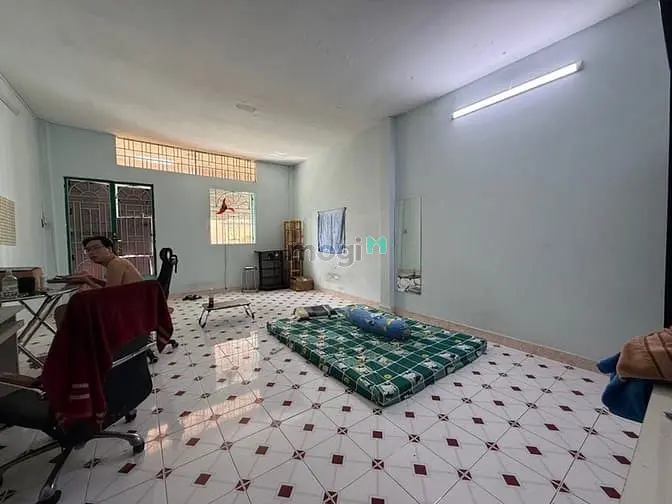 Bán Nhà Sát Mặt Tiền Cmt8 - 3 Tầng Nở Hậu - 48M2 - 9X Tỷ