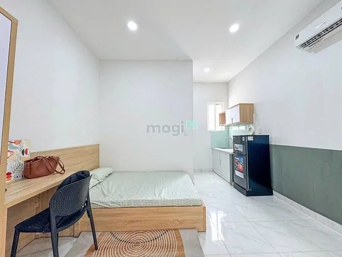 Trống Sẵn Phòng Studio Cửa Sổ Gần Trường Đại Học Tdt, Rmit, Ntt Quận 7