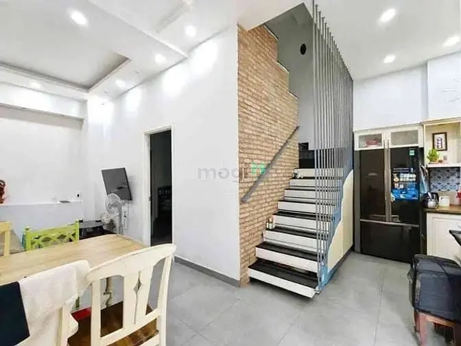 🏡 Giá Tốt Hiếm Có. Bán Nhà Lê Quang Định – Dt 60M2 - Giá Chỉ 5,9 Tỷ