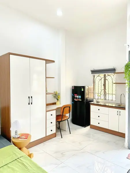 Cho Thuê Phòng Ban Công_Bạch Đằng, Bình Thạnh Gần Ngã Tư Hàng Xanh, Full Nội Thất, Giá 5.4Tr