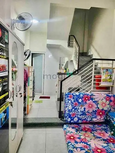 Bán Nhà Hẻm Xe Tải Cmt8 - 40M2 - Giáp Q10 Cv Lê Thị Riêng - 7X Tỷ