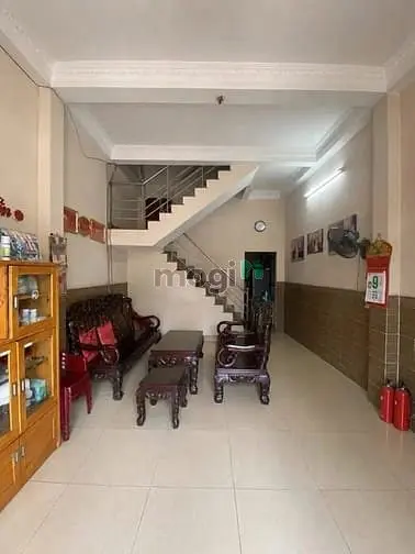 Bán Nhà Mặt Tiền Kinh 10M Sầm Uất Đường Lê Thúc Hoạch
