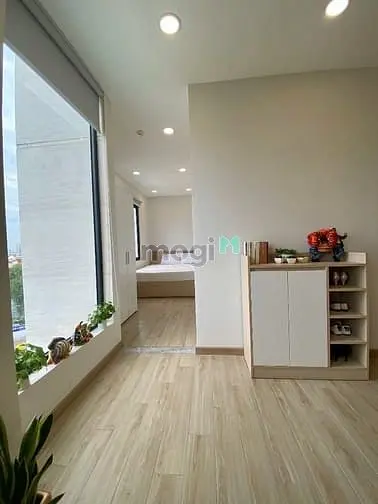 🎉 Studio Ban Công Hiện Đại Tone Vàng Ấm Cúng Ngay Cầu Bông