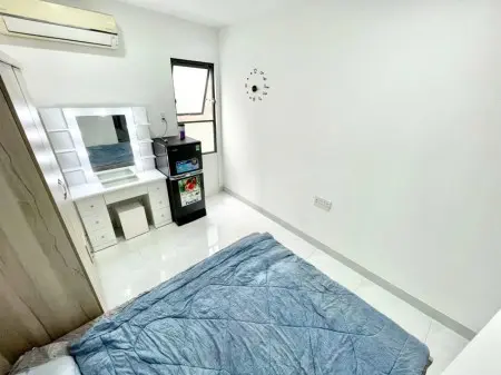 Cho Thuê Phòng Cửa Sổ Full Nội Thất Đi 5' Đại Học Kinh Tế Ueh - Đh Bách Khoa - Đh Hoa Sen Giá Ưu Đãi
